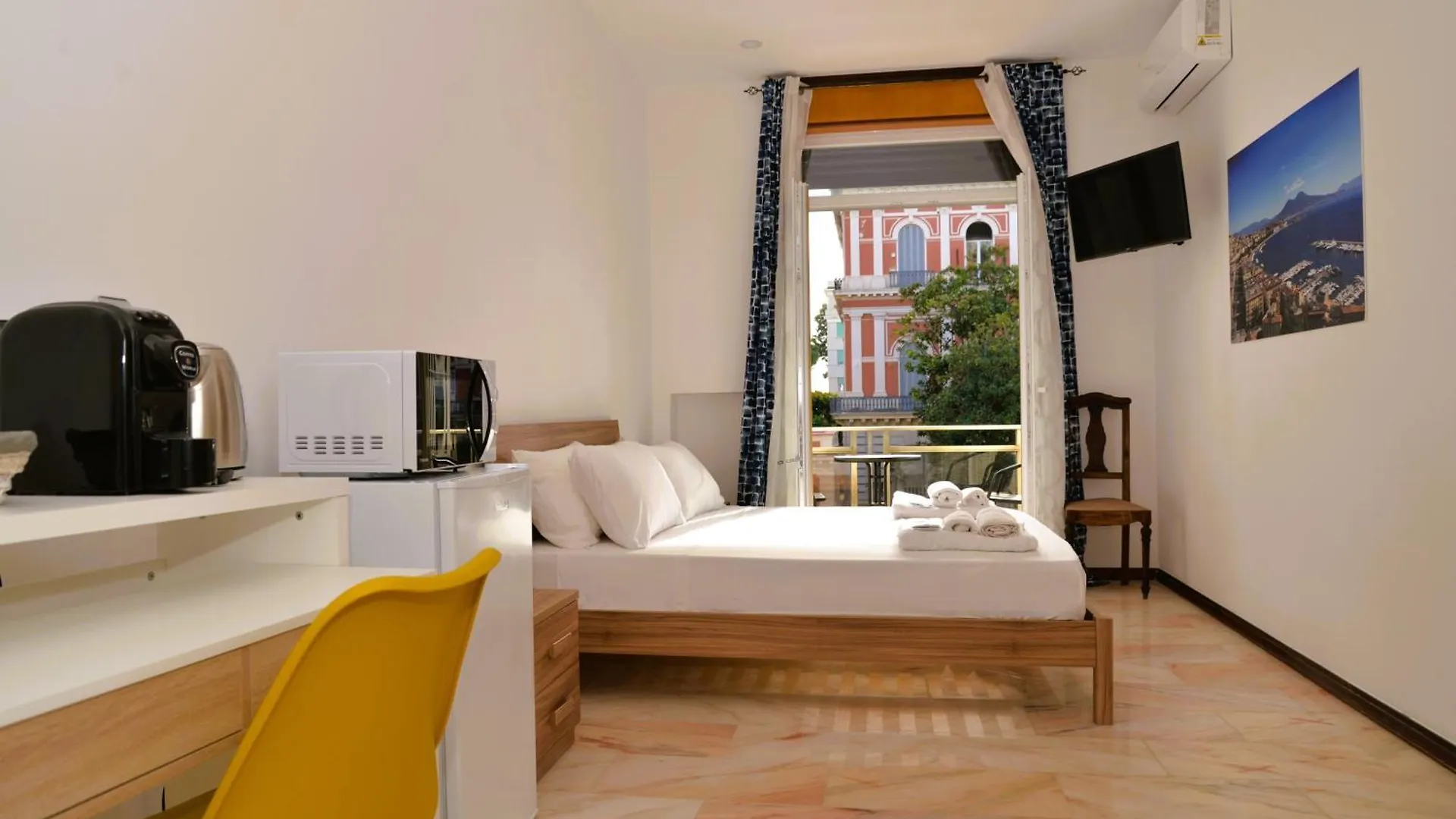 Punto Felice Riviera - Centro Citta Lungomare Caracciolo Hotel Naples Guest house